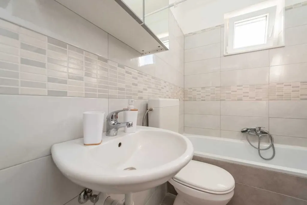 2-Bedroom Holiday House in Smoković for 6 Guests