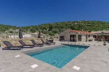 2-Bedroom Rustic Villa with Private Pool in Marina