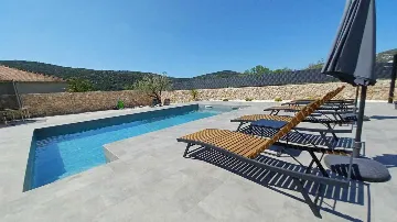 2-Bedroom Rustic Villa with Private Pool in Marina