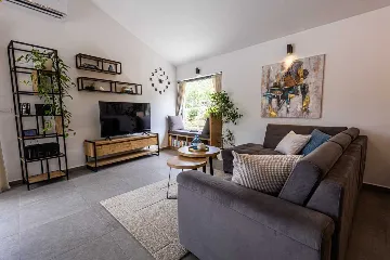 2-Bedroom Rustic Villa with Private Pool in Marina