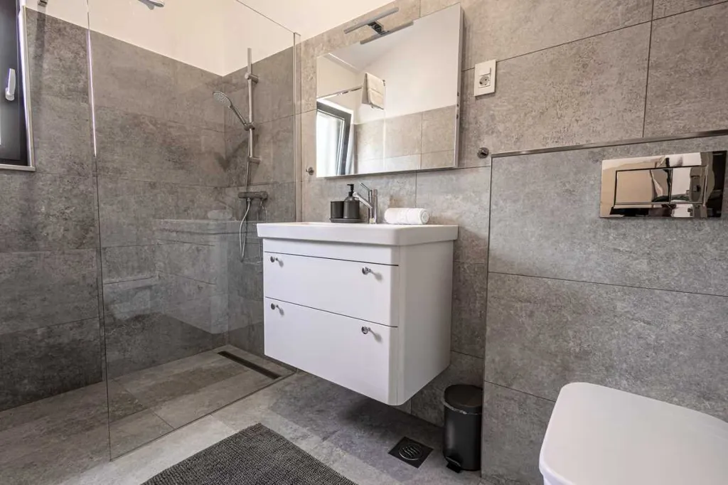 2-Bedroom Rustic Villa with Private Pool in Marina