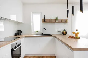 3-Bedroom Villa with Private Pool in Debeljak