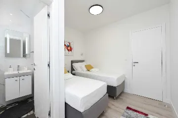 3-Bedroom Villa with Private Pool in Debeljak