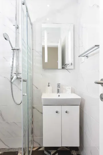 3-Bedroom Villa with Private Pool in Debeljak