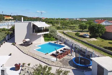 Debeljak 3-Bedroom Villa with Private Pool