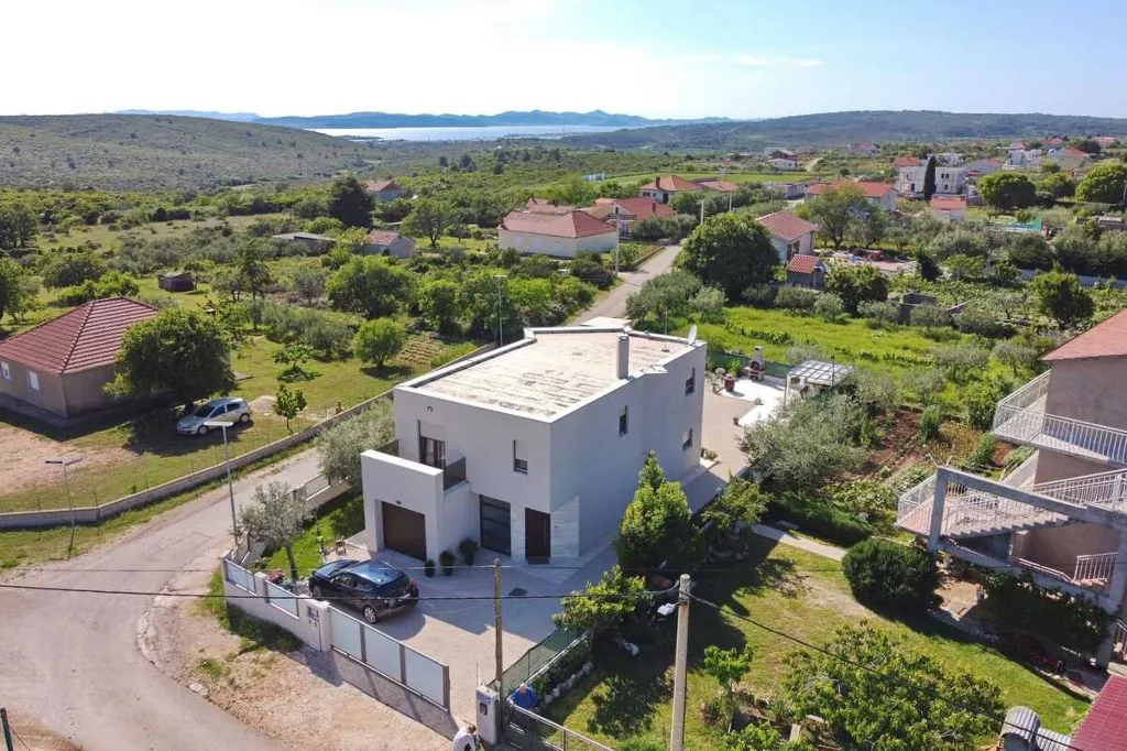 Debeljak 3-Bedroom Villa with Private Pool