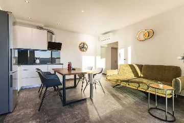 Beachfront Apartment with Sea View in Sveti Petar na Moru