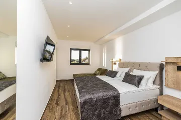 Beachfront Apartment with Sea View in Sveti Petar na Moru