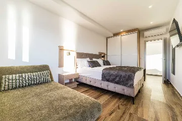 Beachfront Apartment with Sea View in Sveti Petar na Moru