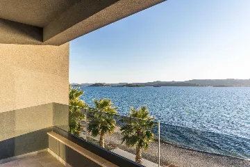 Beachfront Apartment with Sea View in Sveti Petar na Moru