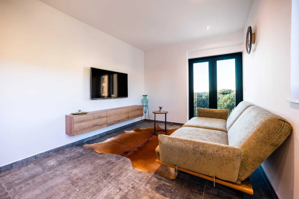 Modern Seafront Apartment for 2 in Sveti Petar na Moru