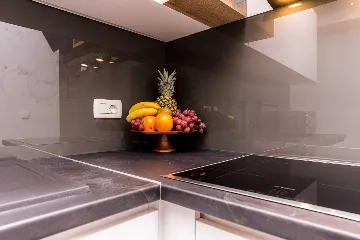 Modern Seafront Apartment for 2 in Sveti Petar na Moru