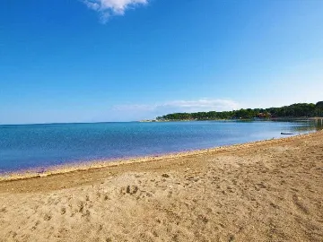 Manjadvorci 6-Bedroom Villa for Up to 17 Guests