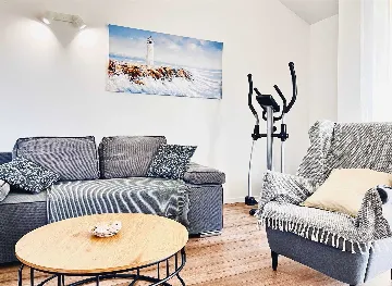 4-Bedroom Villa in Donja Hlapa for 8 Guests