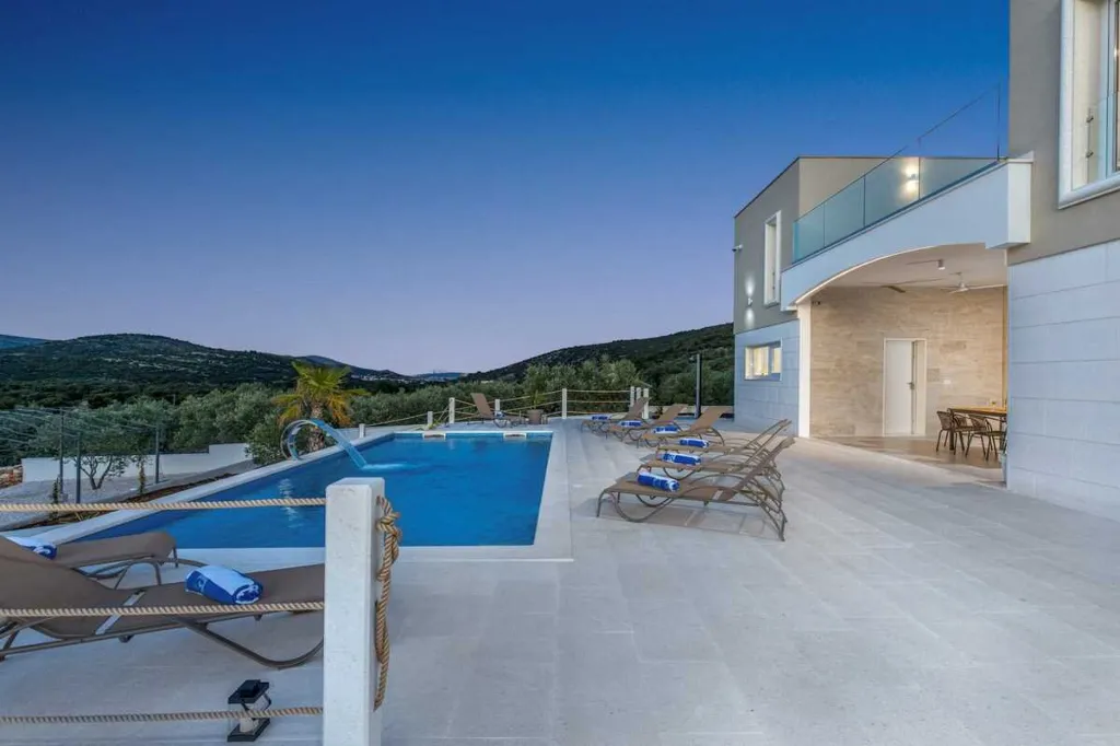 Marina Villa for up to 14 Guests with Heated Pool