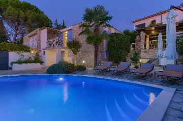 3-Bedroom Villa with Private Pool in Malinska