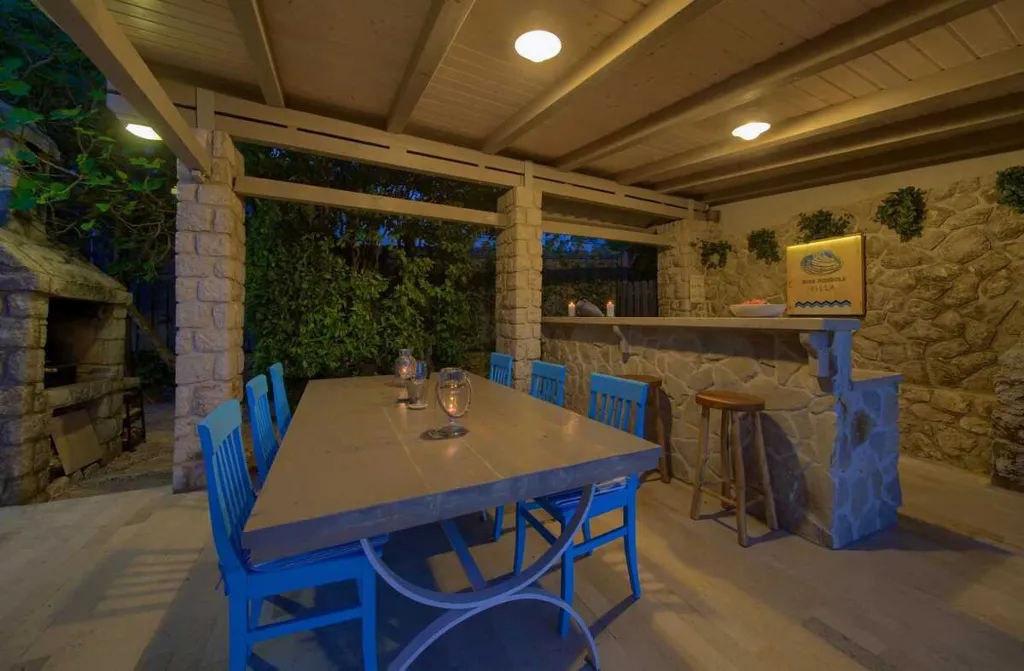 3-Bedroom Villa with Private Pool in Malinska