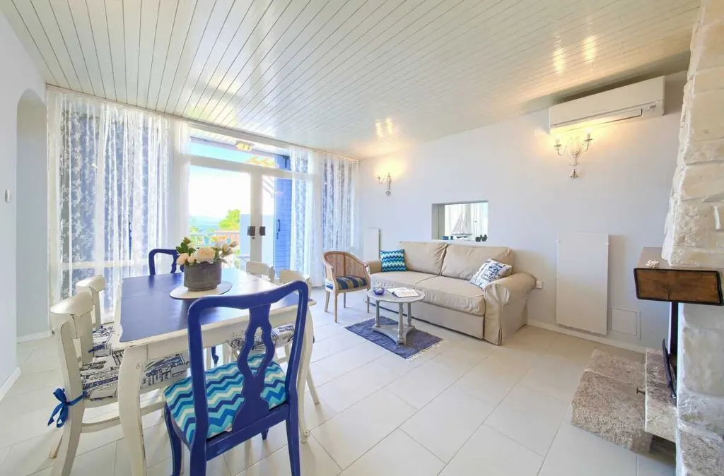 3-Bedroom Villa with Private Pool in Malinska