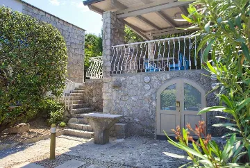 3-Bedroom Villa with Private Pool in Malinska
