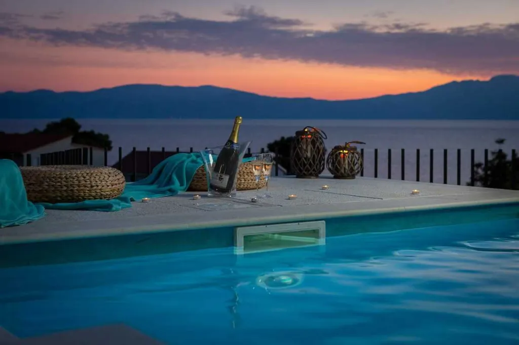 3-Bedroom Villa with Pool and Sea View in Zaostrog