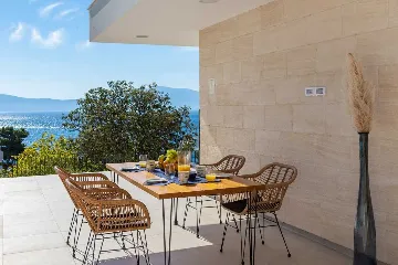 3-Bedroom Villa with Pool and Sea View in Zaostrog