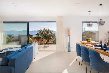 3-Bedroom Villa with Pool and Sea View in Zaostrog