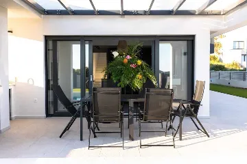 4-Bedroom Villa in Marina with Heated Pool