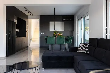 4-Bedroom Villa in Marina with Heated Pool