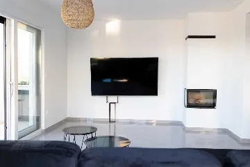 4-Bedroom Villa in Marina with Heated Pool