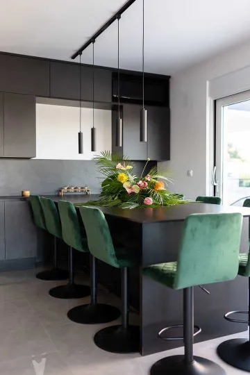 4-Bedroom Villa in Marina with Heated Pool