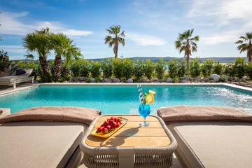 4-Bedroom Villa with Private Pool in Turanj