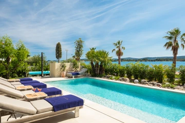 4-Bedroom Villa with Private Pool in Turanj