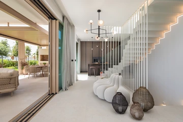 4-Bedroom Villa with Private Pool in Turanj