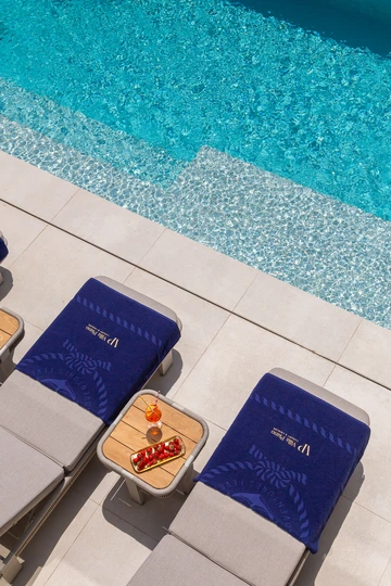 4-Bedroom Villa with Private Pool in Turanj