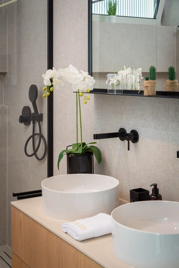 4-Bedroom Villa with Private Pool in Turanj