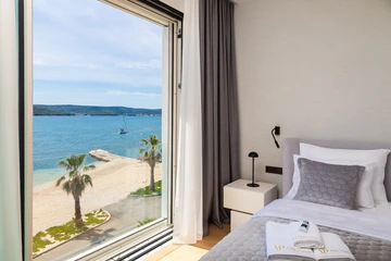 4-Bedroom Villa with Private Pool in Turanj