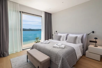 4-Bedroom Villa with Private Pool in Turanj