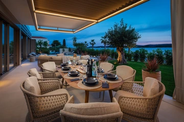 4-Bedroom Villa with Private Pool in Turanj