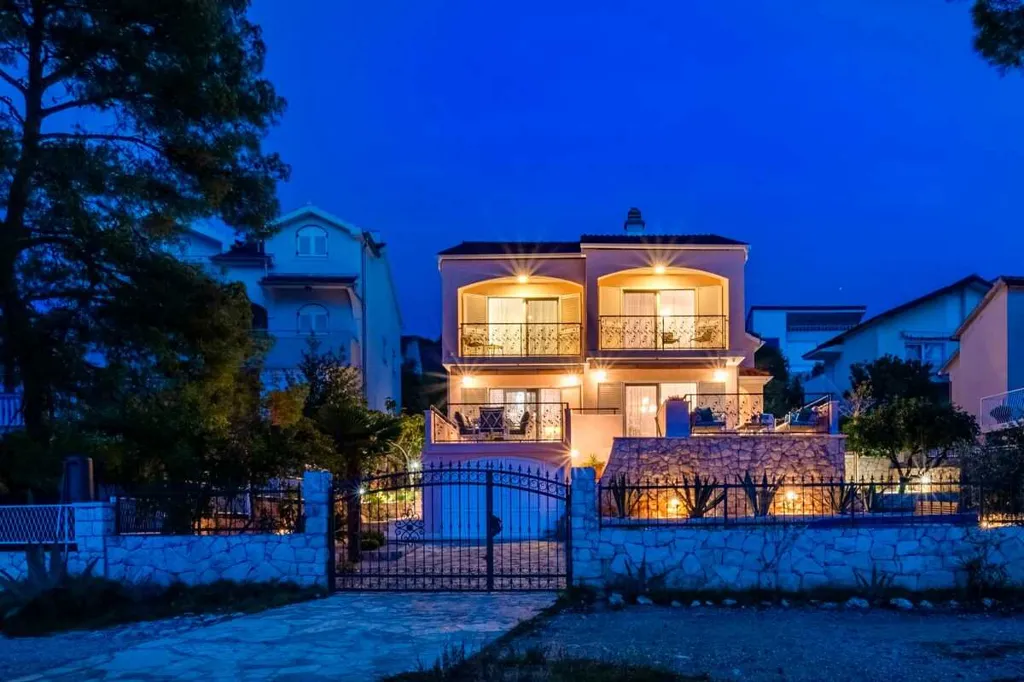 Beachfront Villa with Sea View in Žaborić