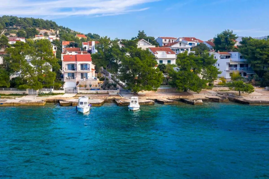 Beachfront Villa with Sea View in Žaborić