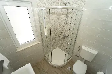 Seafront Villa with Pool & Jacuzzi in Korčula