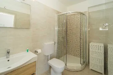 Seafront Villa with Pool & Jacuzzi in Korčula