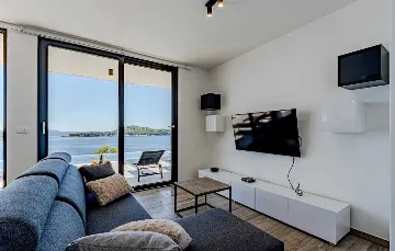 2-Bedroom Villa with Private Pool in Blato