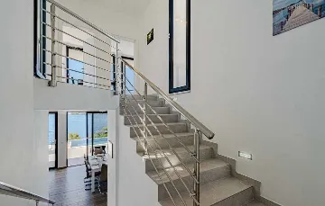 2-Bedroom Villa with Private Pool in Blato