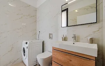 2-Bedroom Villa with Private Pool in Blato