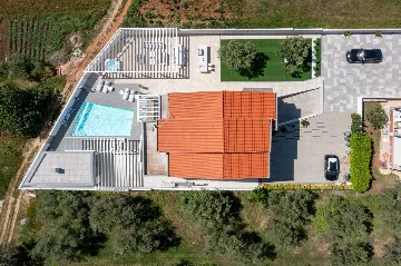 Villa in Bibinje for 12 Guests with Heated Pool