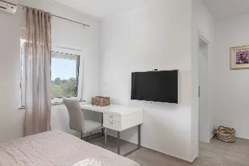 Villa in Bibinje for 12 Guests with Heated Pool