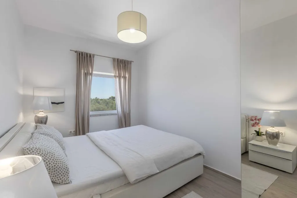 Villa in Bibinje for 12 Guests with Heated Pool
