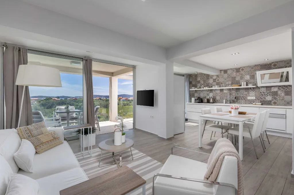 Villa in Bibinje for 12 Guests with Heated Pool