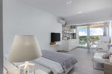 Villa in Bibinje for 12 Guests with Heated Pool